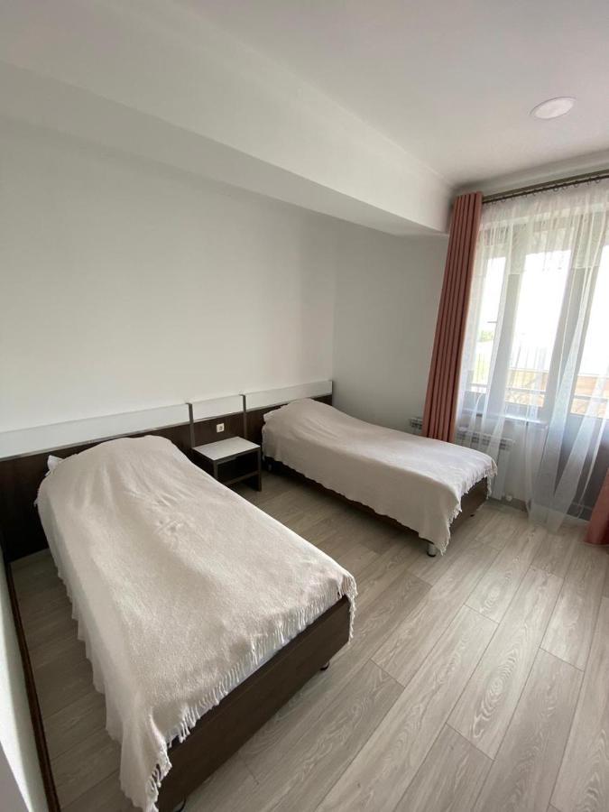 Saty Guest House Buitenkant foto