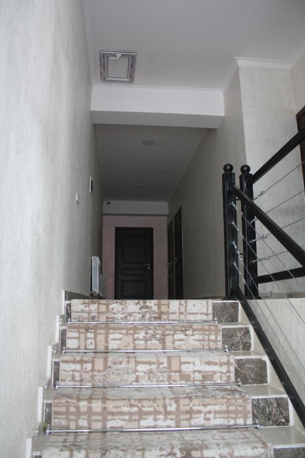 Saty Guest House Buitenkant foto
