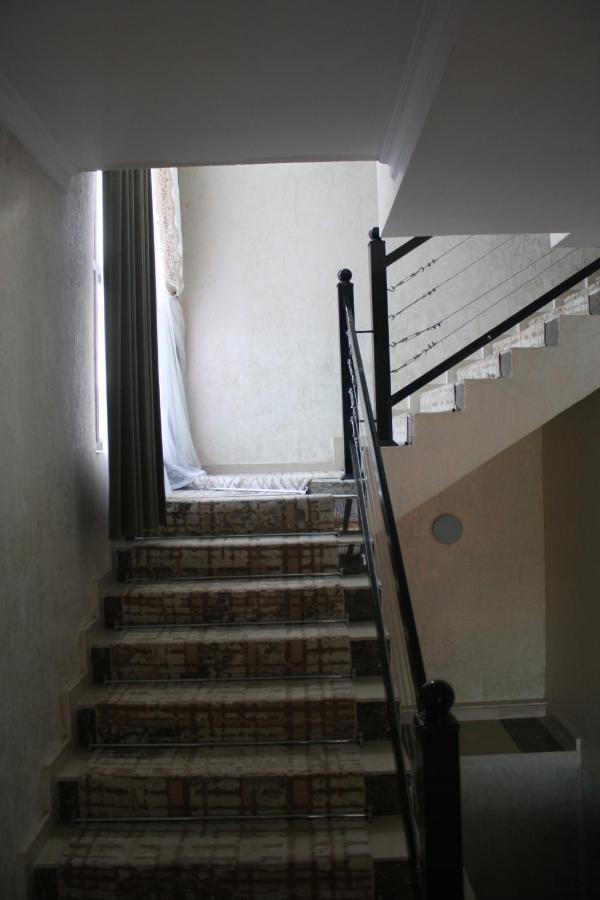 Saty Guest House Buitenkant foto