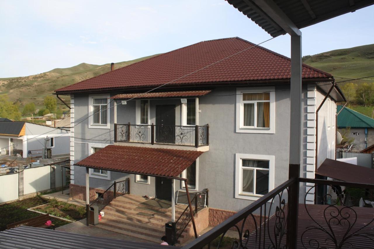 Saty Guest House Buitenkant foto