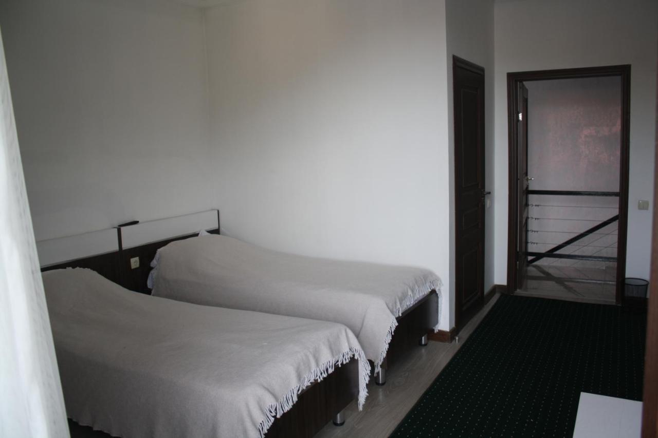 Saty Guest House Buitenkant foto